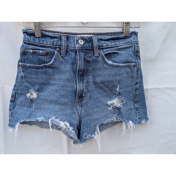Abercrombie & Fitch Womens High Rise Mom Shorts Sz 25/0 Distressed Curve Love - Picture 1 of 4